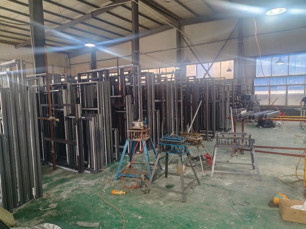 门窗加工制作与铝合金门窗设计与制造的充实一天